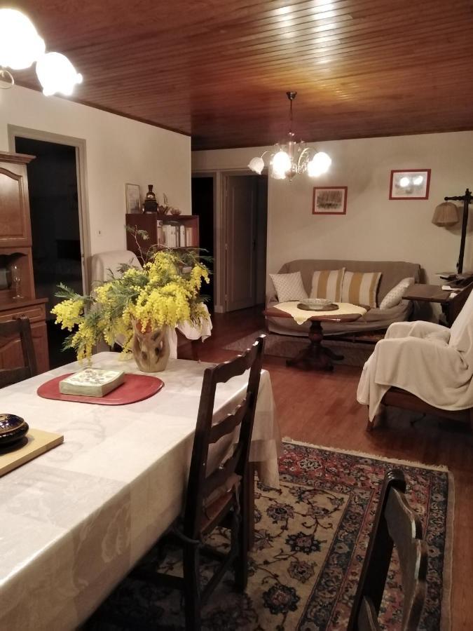 Maison familiale Voutezac Extérieur photo