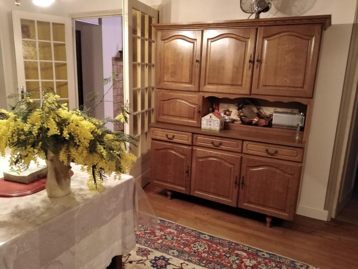 Maison familiale Voutezac Extérieur photo